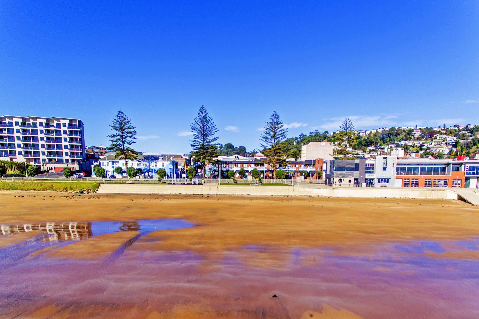 Beachfront Voyager Motor Inn Burnie Dış mekan fotoğraf